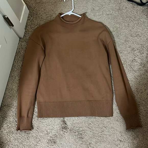 Sweater - Picture 1 of 1